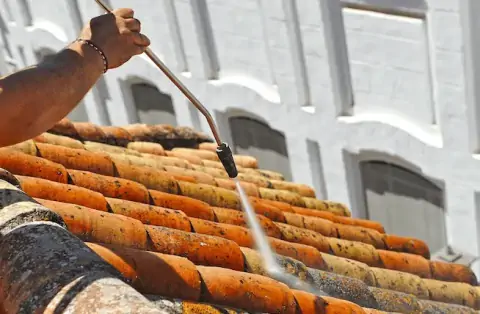 Nettoyage de toitures - Cassaniouze